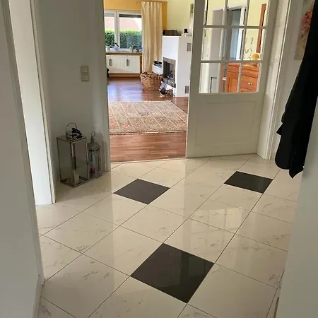 شقة Traumhaft Edle Landhauswohnung Rosengarten (Lower-Saxony)