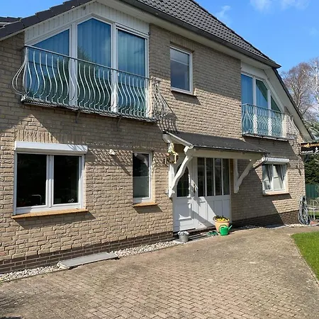 Traumhaft Edle Landhauswohnung شقة Rosengarten (Lower-Saxony)