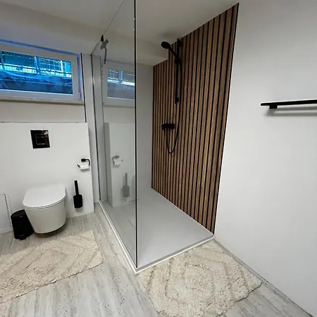 Traumhaft Edle Landhauswohnung * Rosengarten (Lower-Saxony)