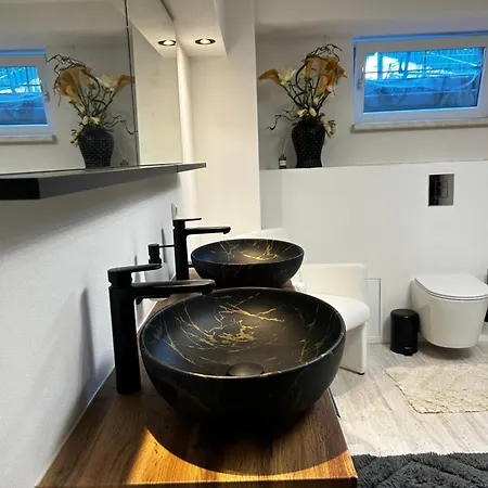 アパート Traumhaft Edle Landhauswohnung